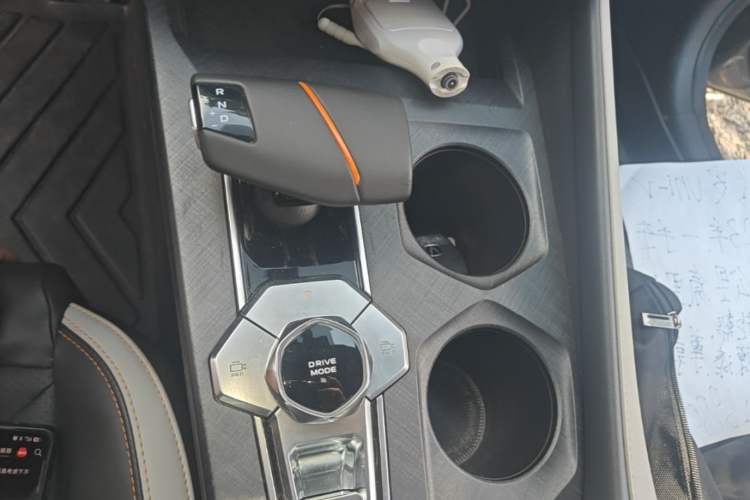 Used CHANGAN UNI-V 2023 1.5T Premium Model Gear Lever
