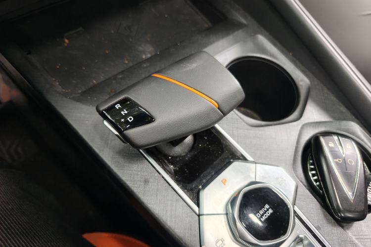 Used CHANGAN UNI-V 2023 1.5T Prestige Model Gear Lever