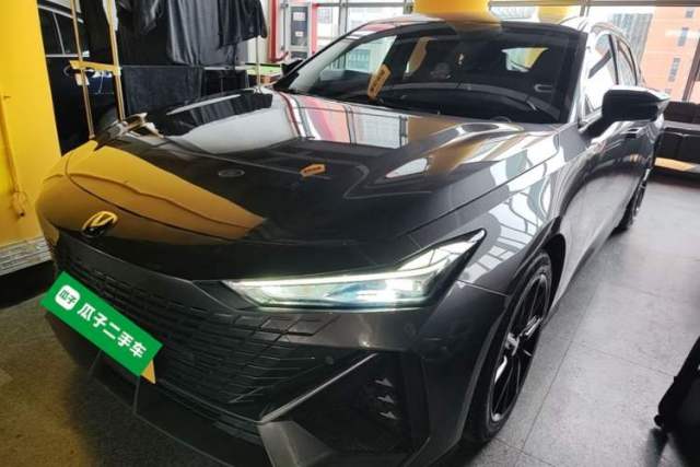 Used CHANGAN UNI-V 2023 1.5T Premium Model