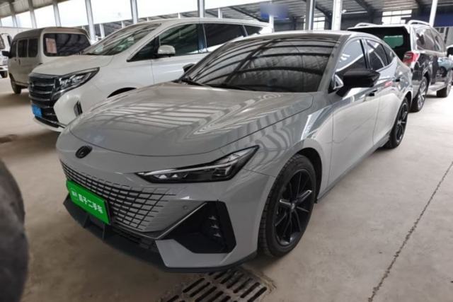 Used CHANGAN UNI-V 2023 1.5T Prestige Model