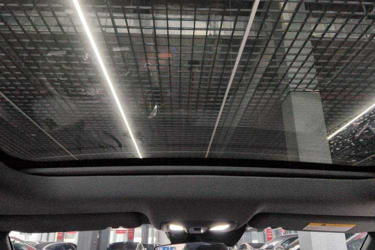 Used CHANGAN UNI-V 2023 1.5T Prestige Model Headliner