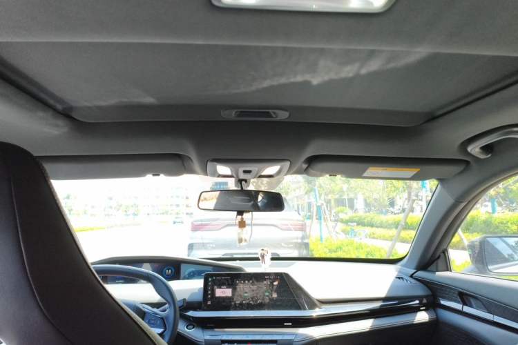 Used CHANGAN UNI-V 2023 1.5T Premium Model Headliner