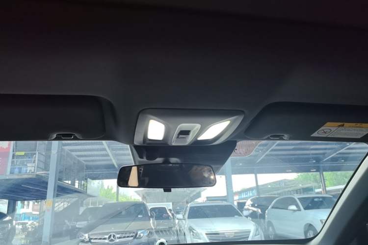 Used CHANGAN UNI-V 2023 1.5T Prestige Model Headliner