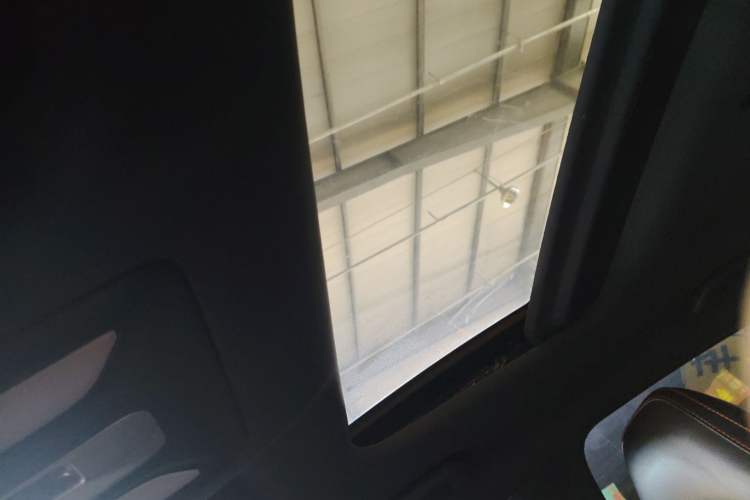 Used CHANGAN UNI-V 2023 1.5T Premium Model Headliner