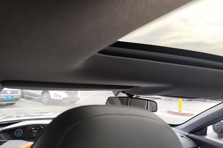 Used CHANGAN UNI-V 2023 1.5T Prestige Model Headliner