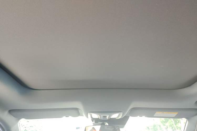Used CHANGAN UNI-V 2023 1.5T Prestige Model Headliner