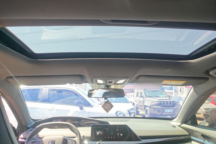Used CHANGAN UNI-V 2023 1.5T Premium Model Headliner