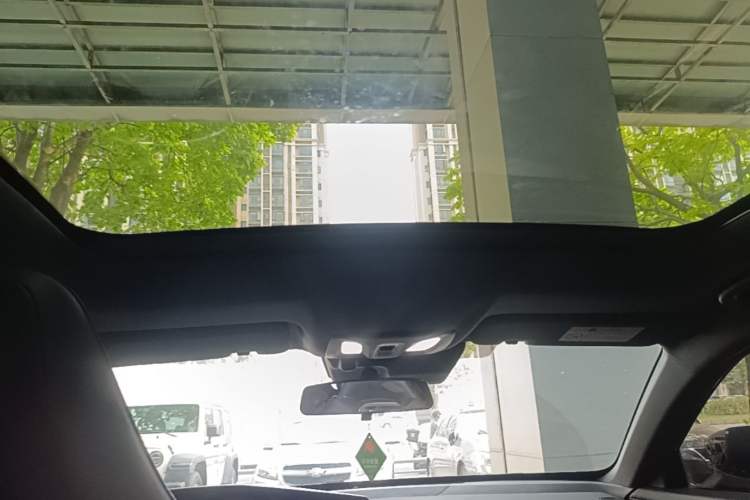 Used CHANGAN UNI-V 2023 1.5T Prestige Model Headliner