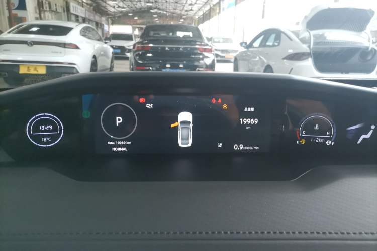 Used CHANGAN UNI-V 2023 1.5T Prestige Model Instrument Cluster