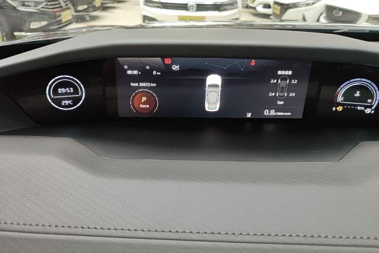 Used CHANGAN UNI-V 2023 1.5T Prestige Model Instrument Cluster