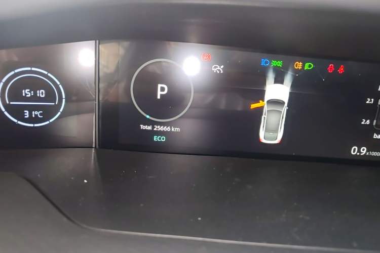 Used CHANGAN UNI-V 2023 1.5T Prestige Model Instrument Cluster