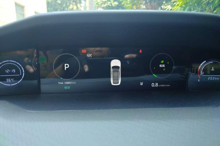 Used CHANGAN UNI-V 2023 1.5T Prestige Model Instrument Cluster
