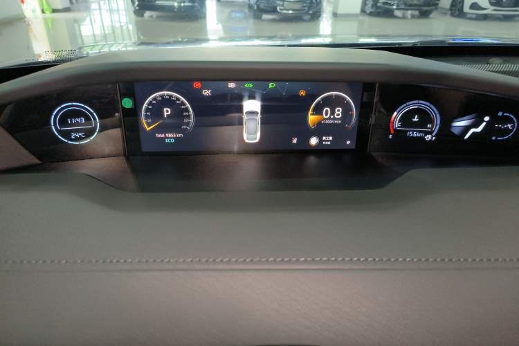 Used CHANGAN UNI-V 2023 1.5T Prestige Model Instrument Cluster