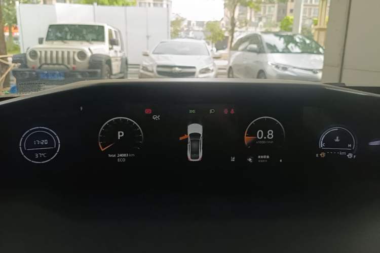 Used CHANGAN UNI-V 2023 1.5T Prestige Model Instrument Cluster