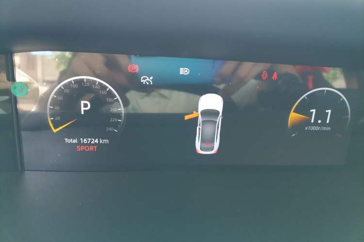 Used CHANGAN UNI-V 2023 1.5T Prestige Model Instrument Cluster