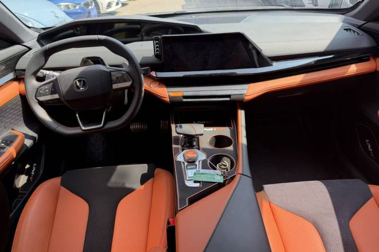 Used CHANGAN UNI-V 2023 1.5T Sport Edition Interior 1