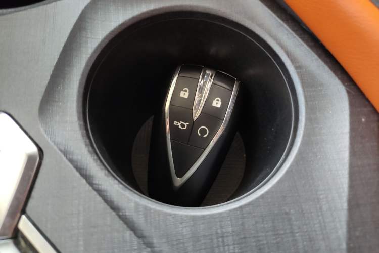 Used CHANGAN UNI-V 2023 2.0T Leading-Speed Edition Interior 1
