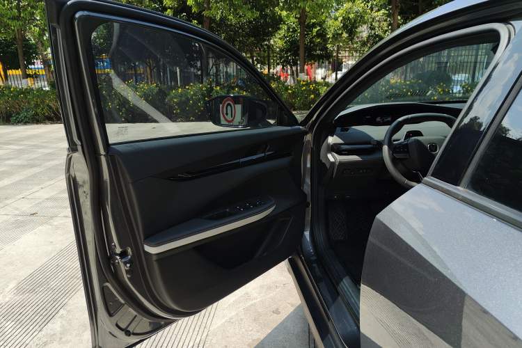 Used CHANGAN UNI-V 2023 1.5T Prestige Model Interior 11
