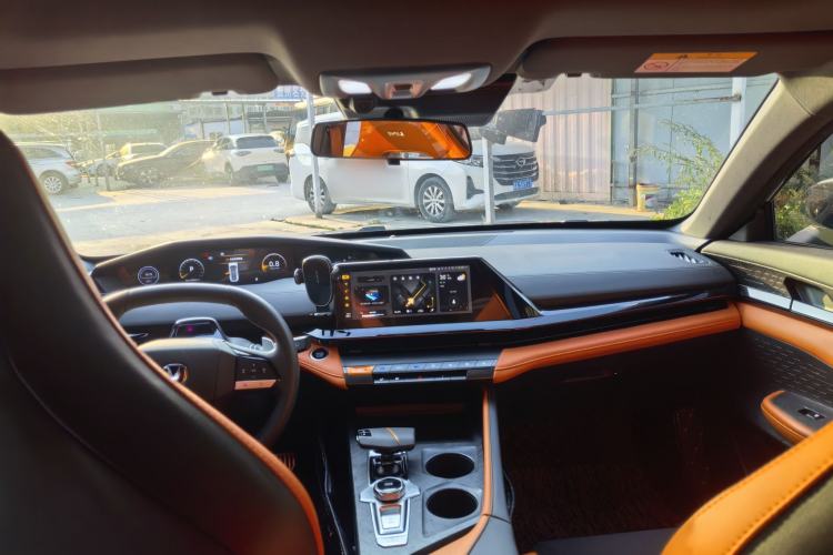 Used CHANGAN UNI-V 2023 1.5T Sport Edition Interior 2