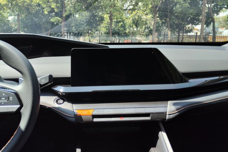 Used CHANGAN UNI-V 2023 1.5T Prestige Model Interior 2