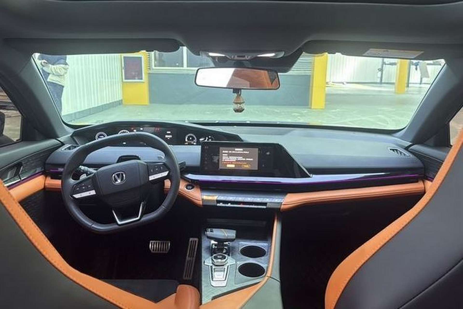 Used CHANGAN UNI-V 2023 1.5T Sport Edition Interior 2