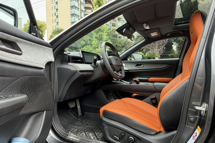 Used CHANGAN UNI-V 2023 1.5T Sport Edition Interior 3