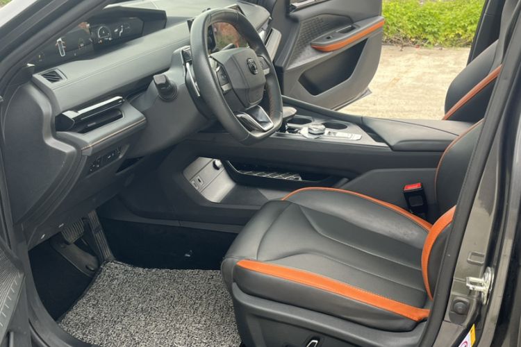 Used CHANGAN UNI-V 2023 1.5T Prestige Model Interior 3