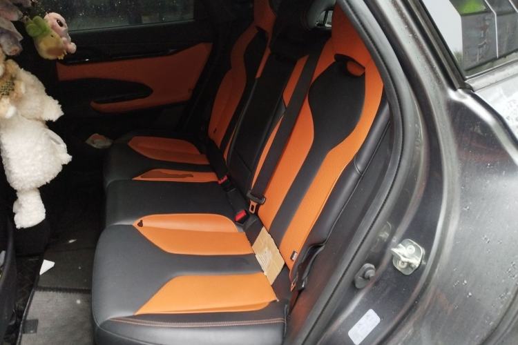Used CHANGAN UNI-V 2023 1.5T Sport Edition Interior 4