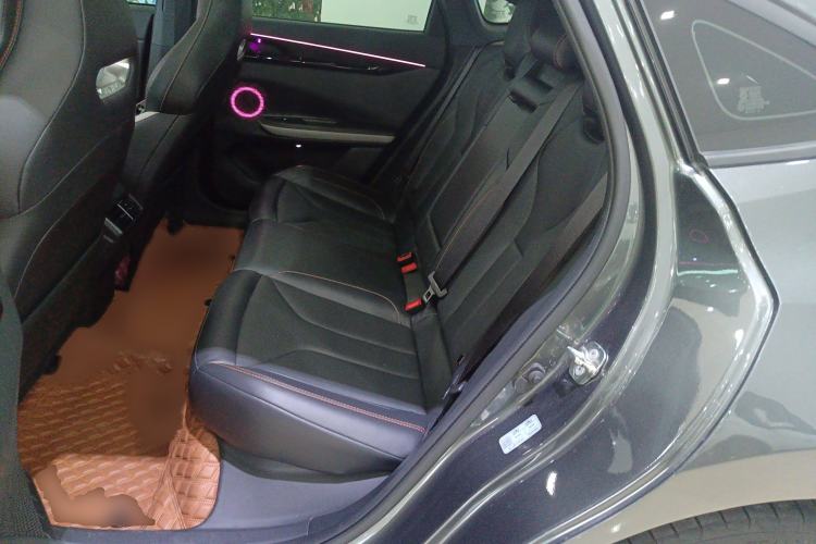 Used CHANGAN UNI-V 2023 1.5T Prestige Model Interior 4