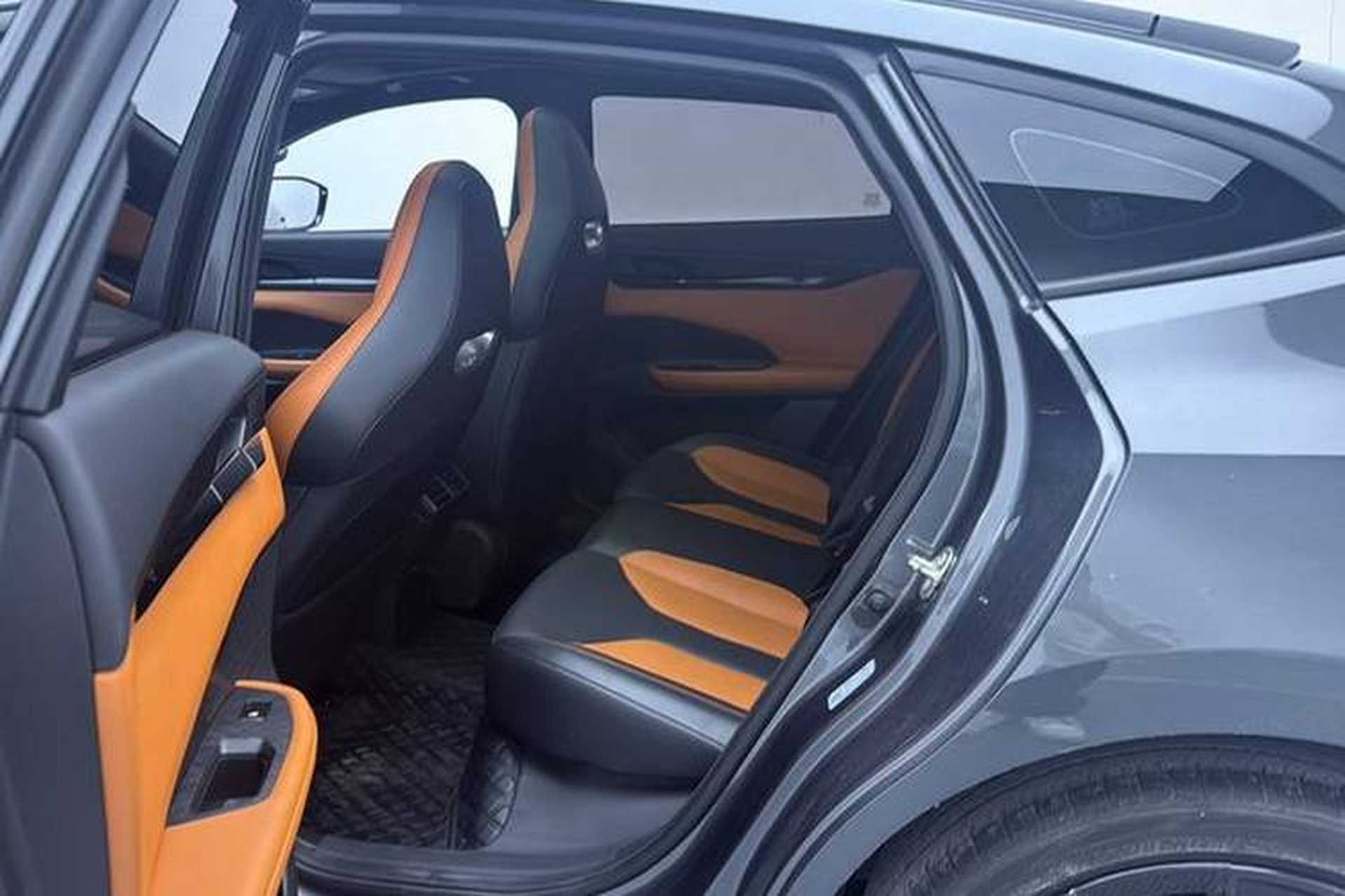 Used CHANGAN UNI-V 2023 1.5T Sport Edition Interior 5