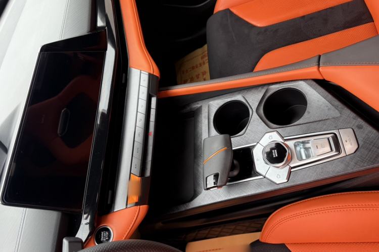 Used CHANGAN UNI-V 2023 1.5T Sport Edition Interior 5