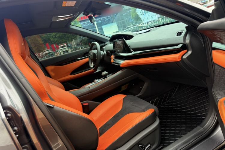 Used CHANGAN UNI-V 2023 1.5T Sport Edition Interior 6