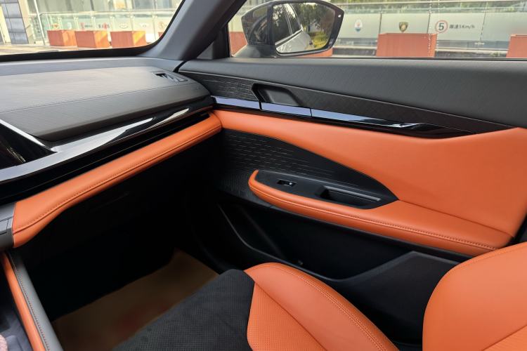 Used CHANGAN UNI-V 2023 1.5T Sport Edition Interior 7