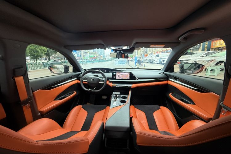 Used CHANGAN UNI-V 2023 1.5T Sport Edition Interior 8