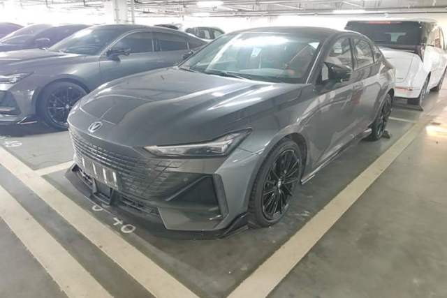 Used CHANGAN UNI-V 2023 1.5T Sport Edition