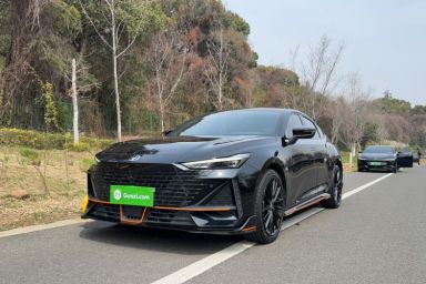 Used CHANGAN UNI-V 2023 1.5T Sport Edition