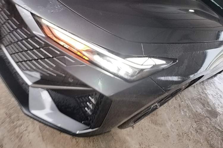 Used CHANGAN UNI-V 2023 1.5T Prestige Model Left Front Headlight