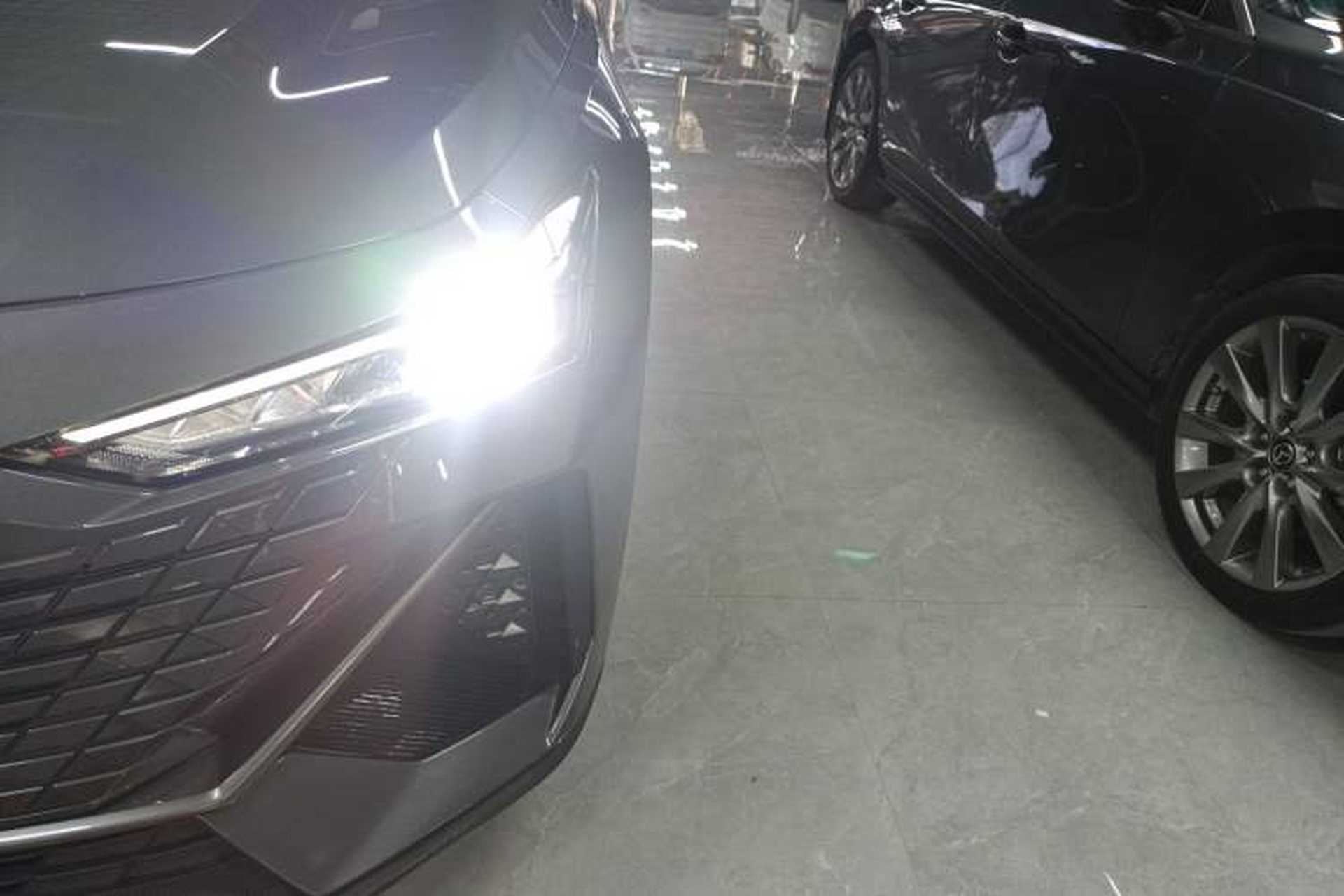 Used CHANGAN UNI-V 2023 1.5T Premium Model Left Front Headlight