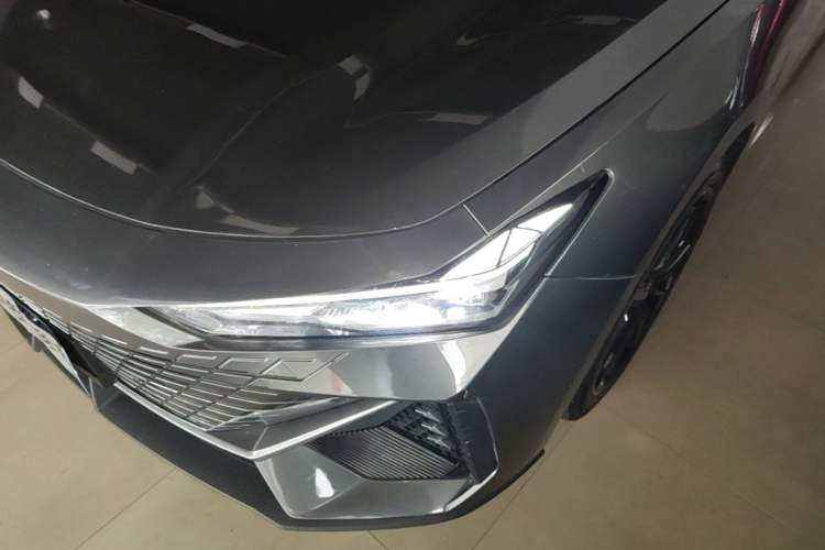 Used CHANGAN UNI-V 2023 1.5T Prestige Model Left Front Headlight