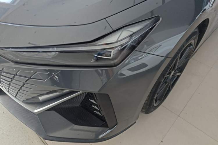 Used CHANGAN UNI-V 2023 1.5T Prestige Model Left Front Headlight