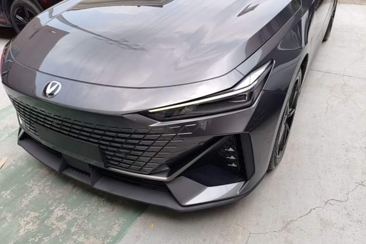 Used CHANGAN UNI-V 2023 1.5T Premium Model Left Front Headlight