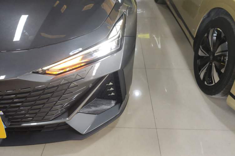 Used CHANGAN UNI-V 2023 1.5T Prestige Model Left Front Headlight