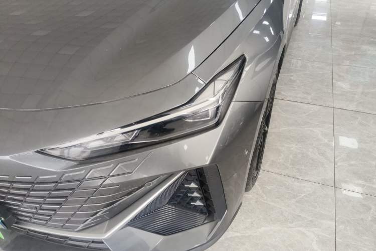 Used CHANGAN UNI-V 2023 1.5T Smart Navigation Version Left Front Headlight
