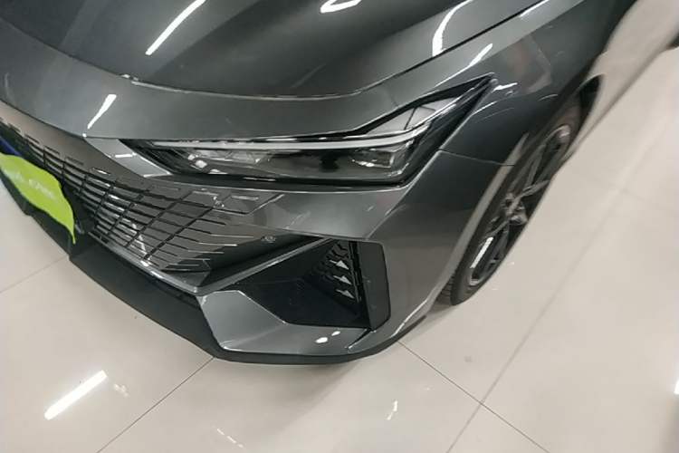 Used CHANGAN UNI-V 2023 1.5T Prestige Model Left Front Headlight