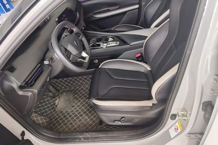 Used CHANGAN UNI-V 2023 1.5T Prestige Model Left Front Seat