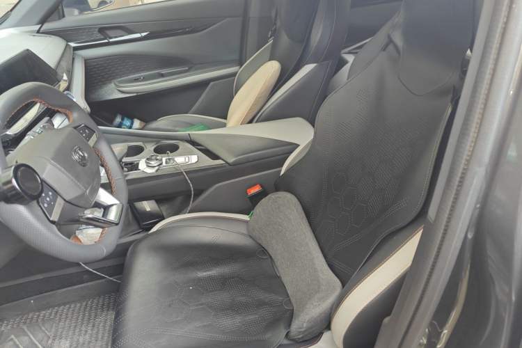 Used CHANGAN UNI-V 2023 1.5T Prestige Model Left Front Seat