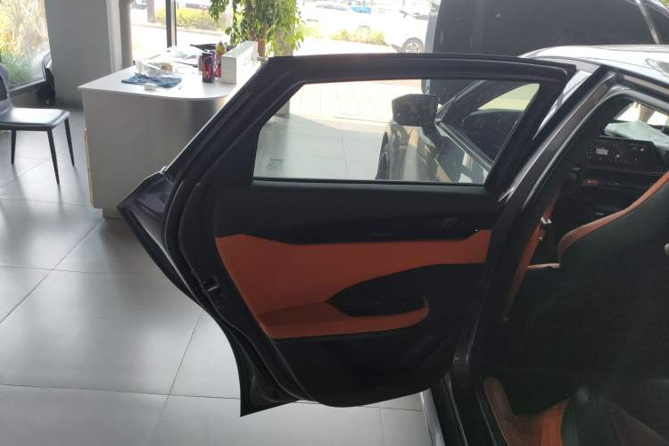 Used CHANGAN UNI-V 2023 1.5T Sport Edition Left Rear Door Interior