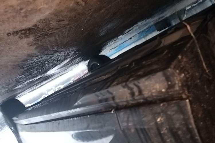 Used CHANGAN UNI-V 2023 1.5T Prestige Model Left Side Sill
