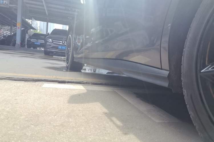 Used CHANGAN UNI-V 2023 1.5T Prestige Model Left Side Sill