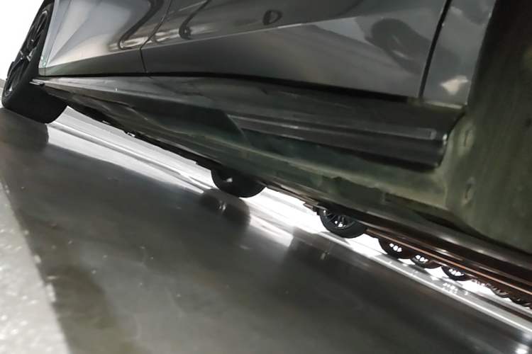 Used CHANGAN UNI-V 2023 1.5T Sport Edition Left Side Sill